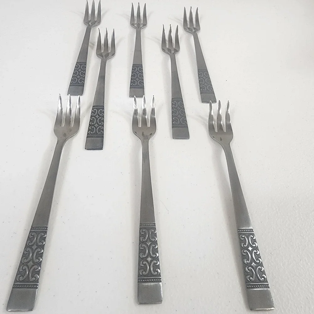 Roger Stainless Japan Casa Vista Cocktail Forks Set Of 8